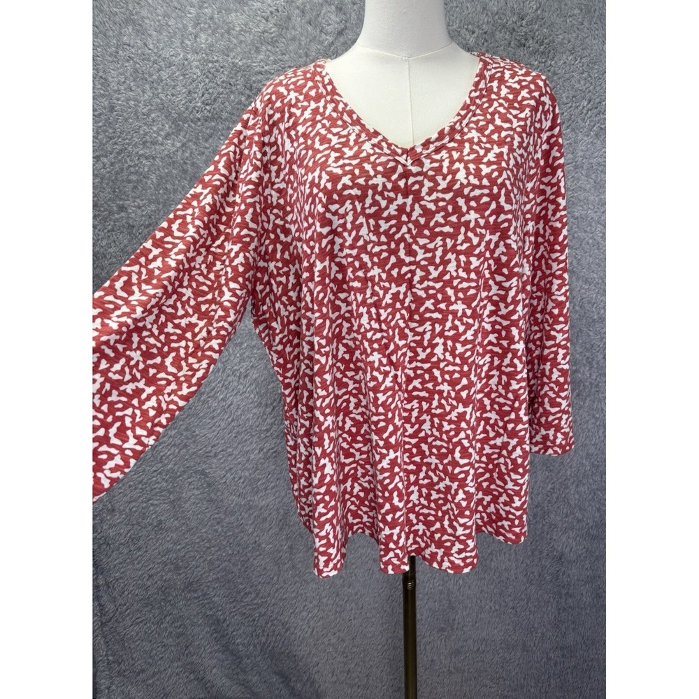 Chicos Dots V-Neck Top Womens Sz 4 XXL Coral White Slub Knit 3/4 Sleeve Career - Picture 2 of 10